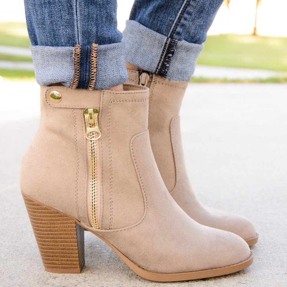 Women's Ankle Booties Faux Suede Chunky Heel New